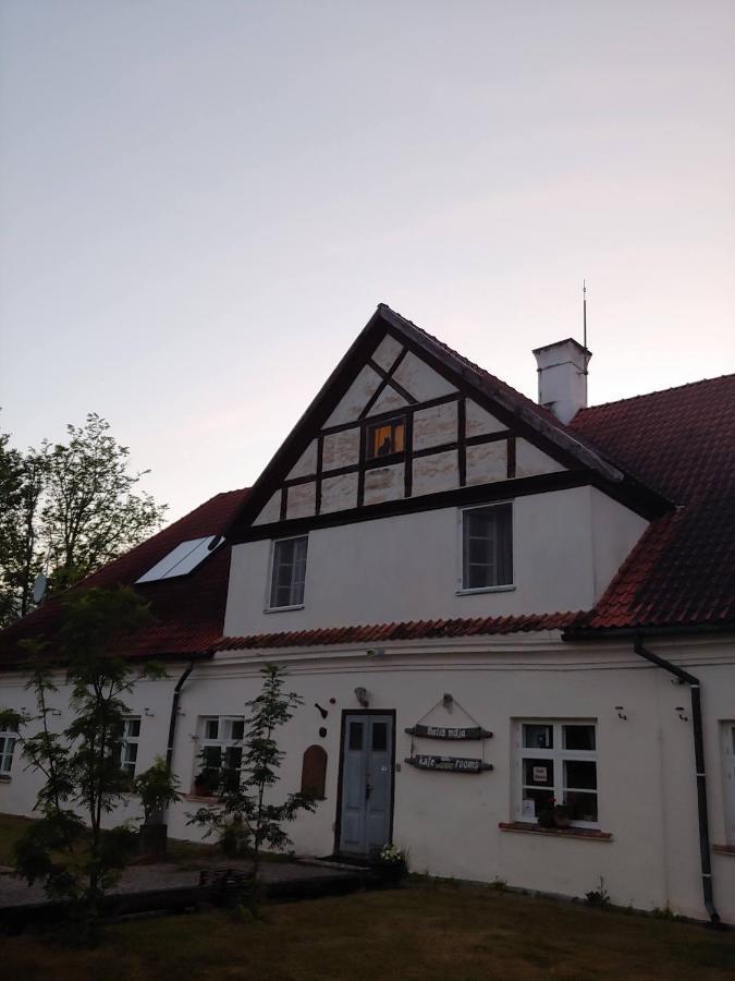 Hotel Balta Maja Pilsrundāle Exterior foto